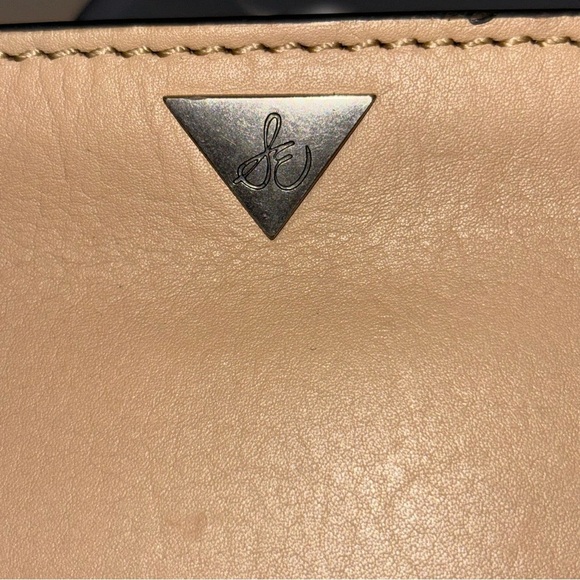 Sam Edelman Leather Clutch wristlet - Picture 3 of 9